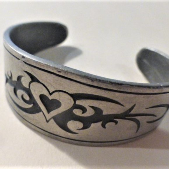 Signed Zik-Zok Pewter BRACELET Celtic Cuff Handmade Bracelet Hand Painted - Picture 1 of 8